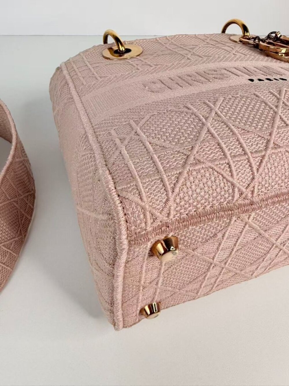 Dior Medium Lady D-Lite Pink Cannage Embroidered Top Handle Shoulder Bag - Picture 6 of 13